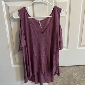 Free people size small cold shoulder short sleeve top